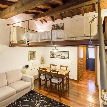 Appartamento Cairoli Milão Exterior foto